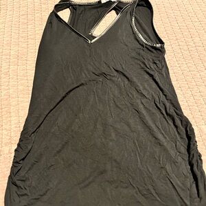 Loveappella Black V-Neck Sleeveless Top